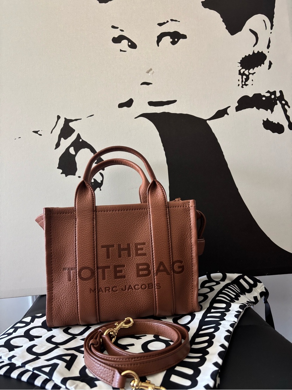 Marc Jacobs The Tote Bag in Chestnut Brown SMALL - Picture 3 of 14